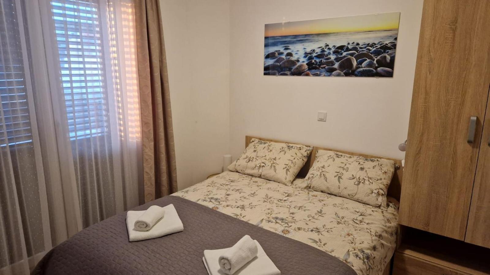 Villa Toni Biograd Na Moru Quarto foto